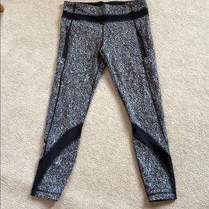 Lulu lemon leggings with front zip/mesh detail